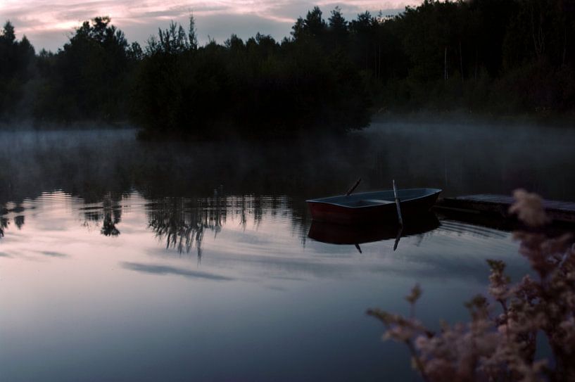 drifting in a sea of silence by Sagolik Photography