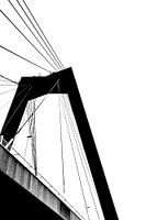 Willemsbrug in B&W