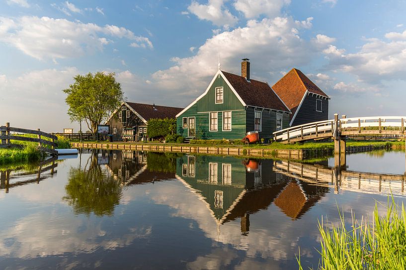 Dutch sky over the Zaanse Schans by Paul Weekers Fotografie