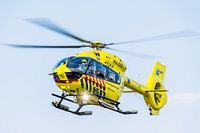 Lifeliner 5 transportiert einen Corona-Patienten