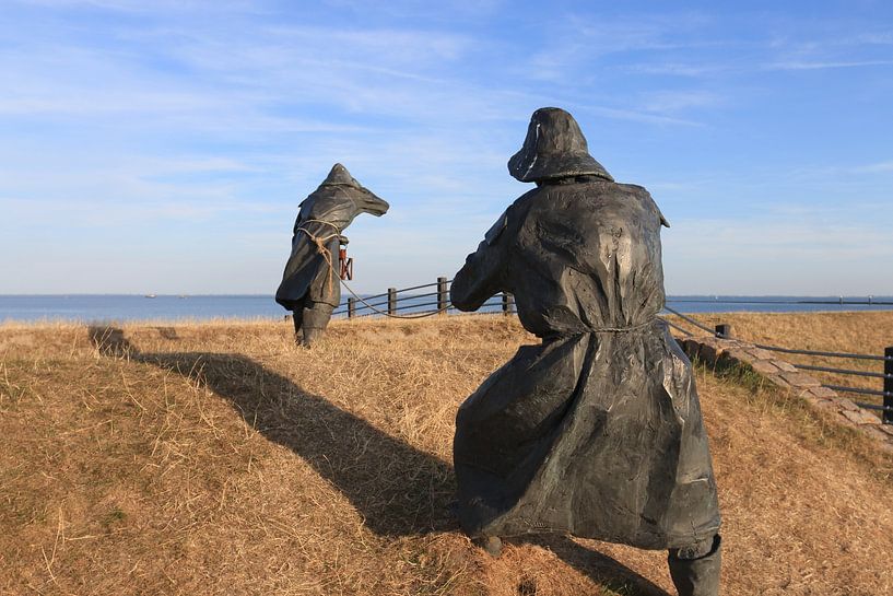 The Dyke Watchers by Rinnie Wijnstra (FotoAmeland )