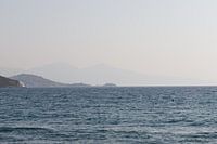 Uitzicht op zee vanuit Kusadasi, Turkije