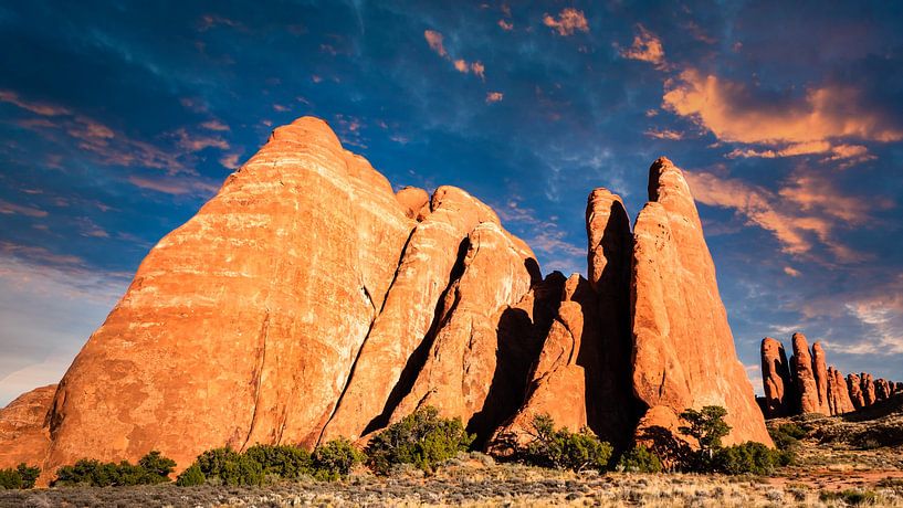 Sandstein Felsen mit Gewitterwolken im Arches National Park Utah USA von Dieter Walther