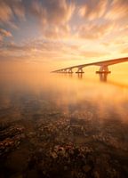 Le pont de Zélande pendant un beau lever de soleil.