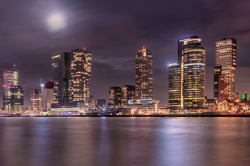 Rotterdam Kop van Zuid with full moon by Dennisart Fotografie