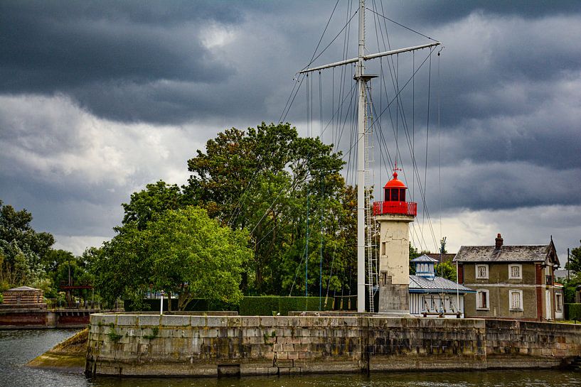 Vuurtoren bij Honfleur by Martine Moens