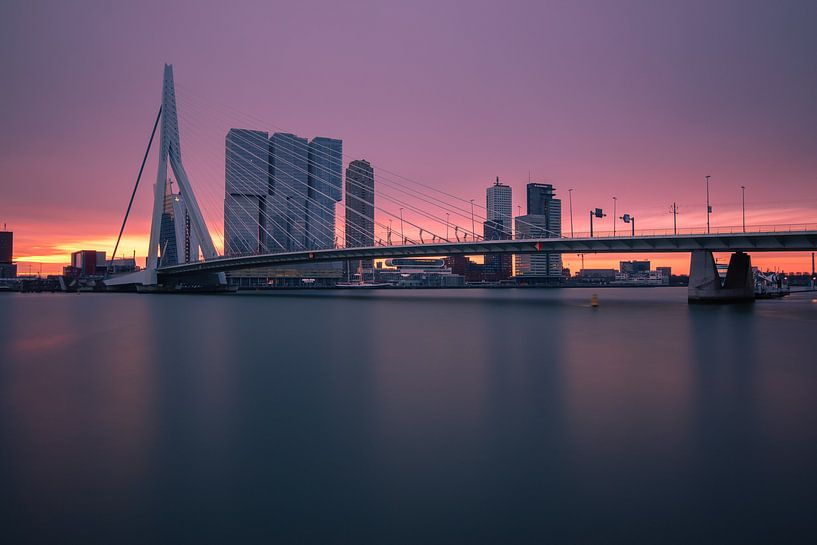 Rotterdam dans la lumière du matin par Ilya Korzelius