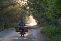 Schatten im Abendlicht