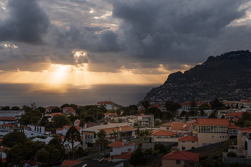 Light show off the coast of Madeira near Funchal by Jens Sessler