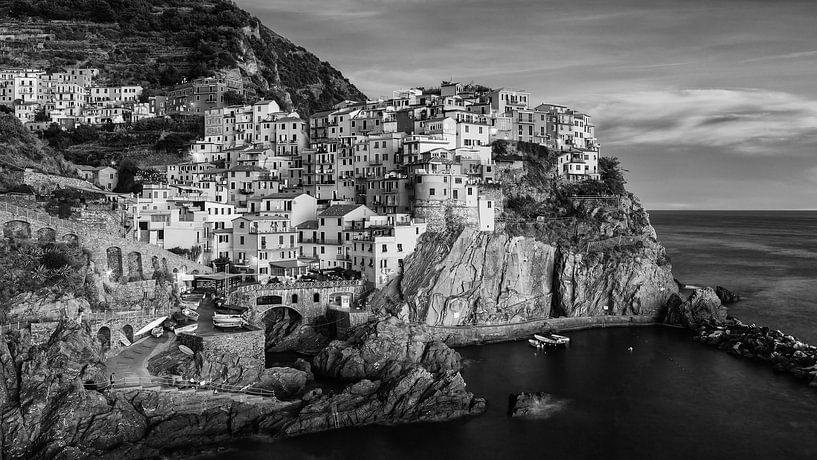 Manarola in Schwarz-Weiß von Henk Meijer Photography