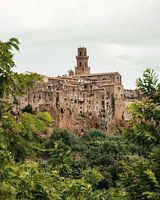 Das Dorf Pitigliano in Norditalien