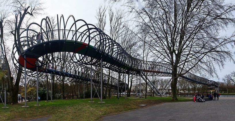 Slinky Spring to Fame 2 par Edgar Schermaul