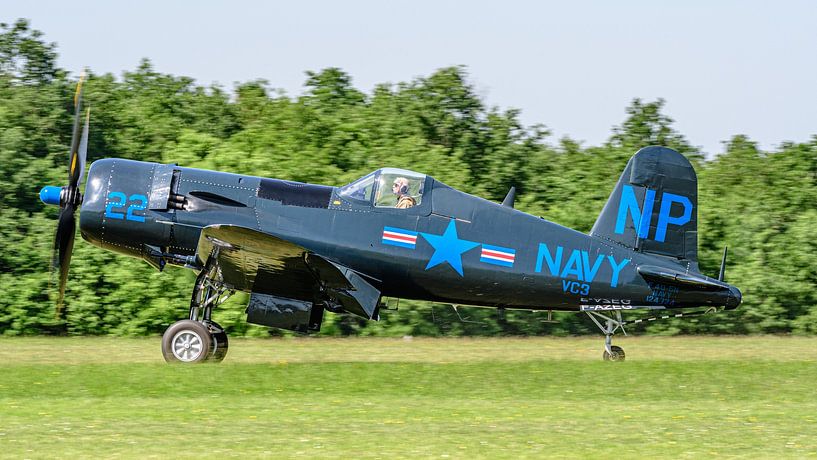 Vought F4U-5NL Corsair. par Jaap van den Berg