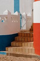 Escalier carrelé coloré menant à la plage de Carvoeiro