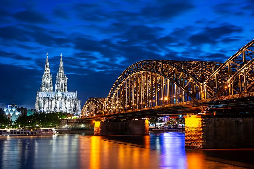 Night in Cologne by ManfredFotos