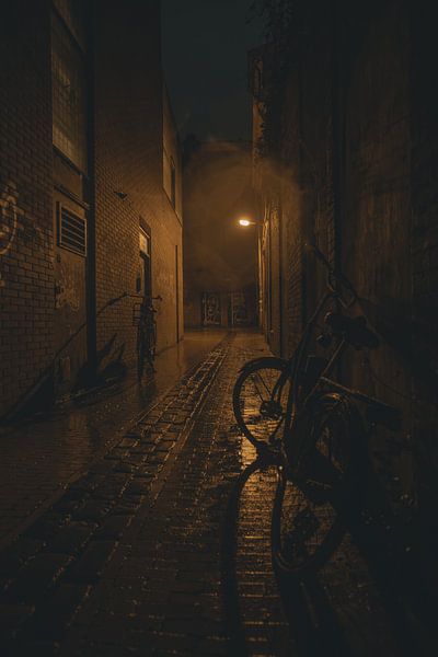 Donkersgang | Groningen by Frank Tauran