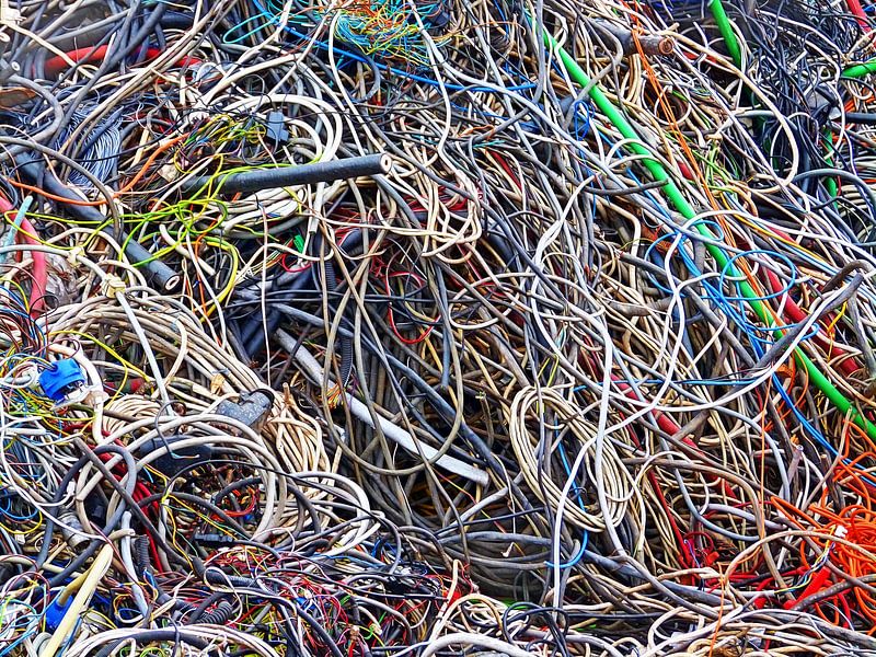 Alles aus dem Kabel... (Alle Arten von Kabeln und Leitungen) von Caroline Lichthart