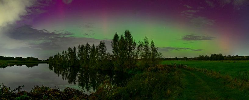 Noorderlicht boven de Overijsselse Vecht van Sjoerd van der Wal Fotografie