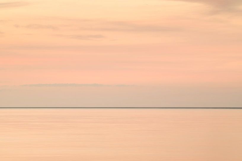 Sonnenaufgang auf Texel von Elles Rijsdijk