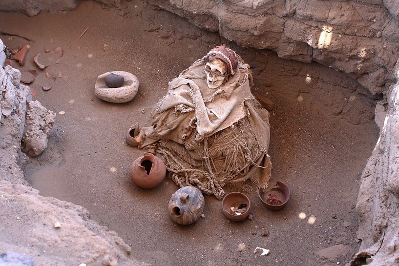 Chauchilla Archaeological Site, Peru by aidan moran