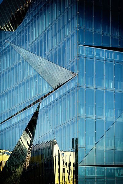 BERLIN Cube Berlin glass facade - point of view by Bernd Hoyen