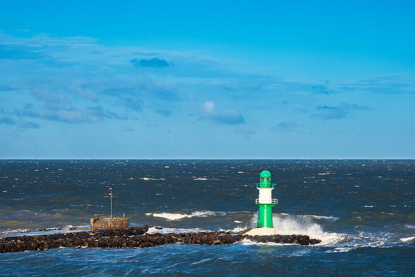 Mole an der Ostseeküste in Warnemünde par Rico Ködder