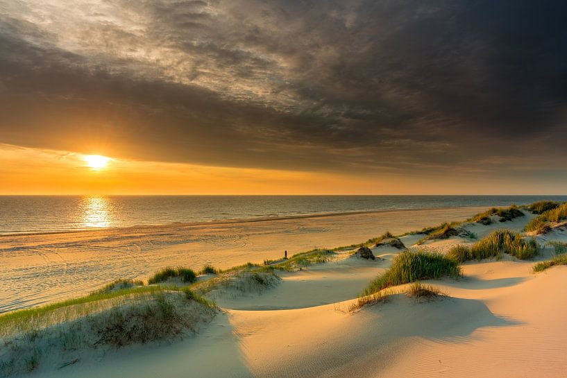 Texel Strand Paal 17 schöner Sonnenuntergang noch hoch von Texel360Fotografie Richard Heerschap