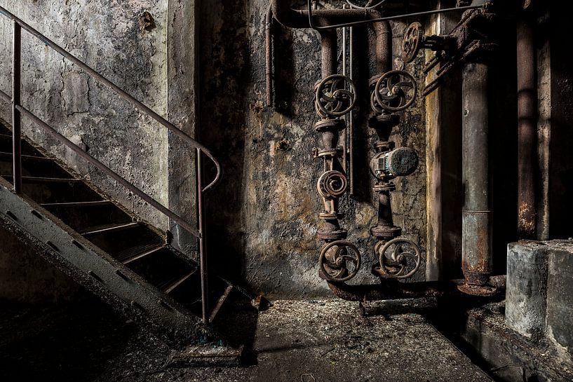 Trap en buizen van Roel Boom