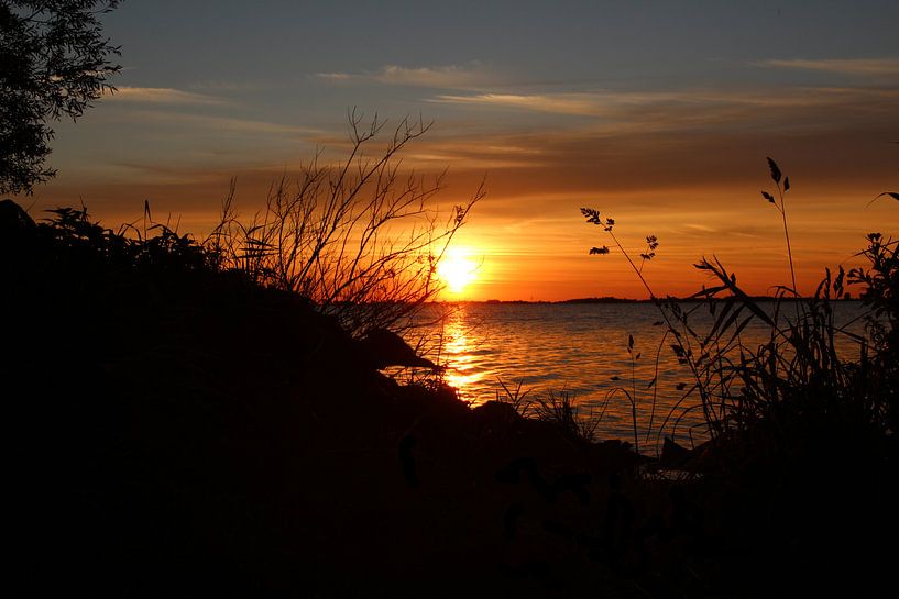 Elahuizen de Fluessen - Zonsondergang - Friesland by Fotografie Sybrandy