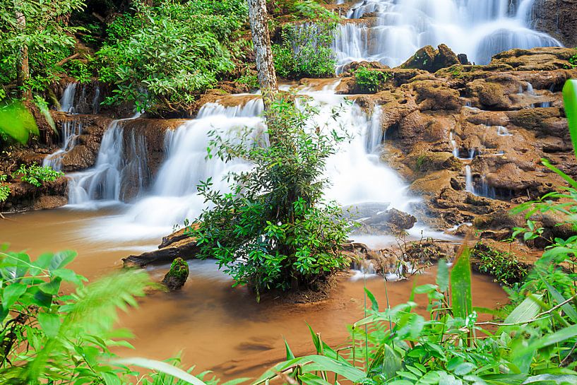 Waterval in de natuurparken van Thailand par Marcel Derweduwen