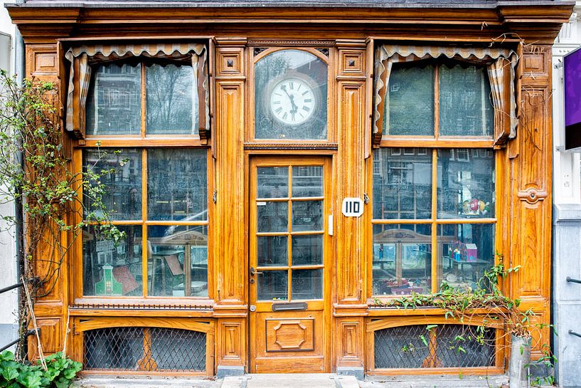 Geldersekade 110 in Amsterdam. by Don Fonzarelli