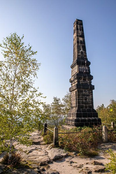 Elbsandsteingebirge: Wettiner-Obelisk auf dem Lilienstein von t.ART