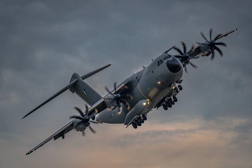Airbus A400M Tactical Display Team aus Frankreich. von Jaap van den Berg