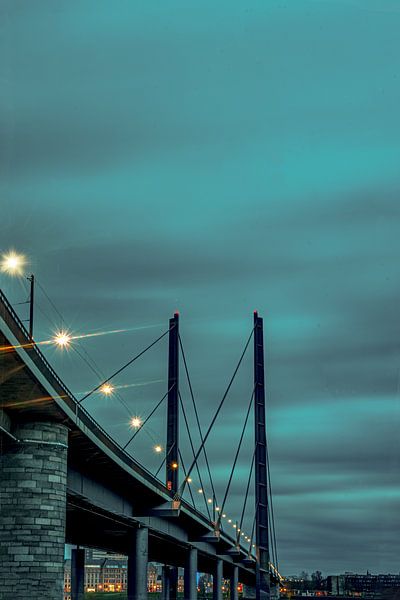 Rheinbrücke Düsseldorf 4 von Johnny Flash