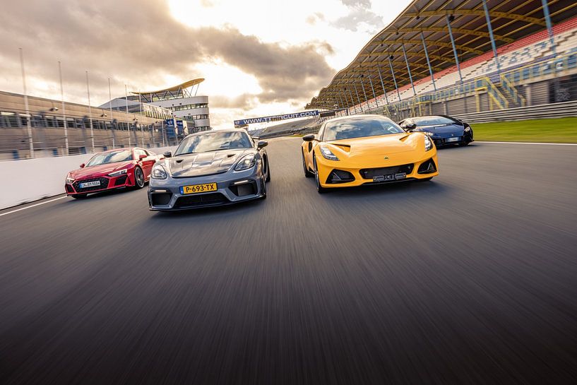 Duel between the Porsche GT4RS, Lotus Emira, Audi R8, Huracan STO by Martijn Bravenboer