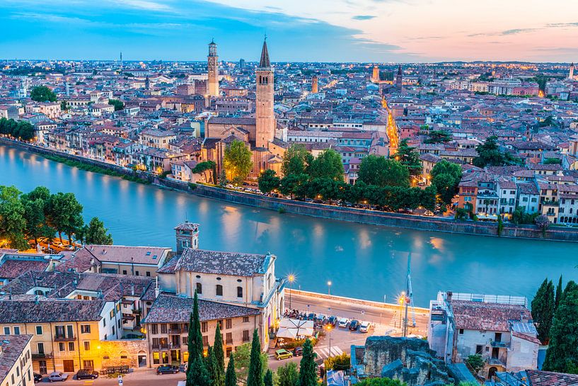 Verona am Abend von Jan Schuler