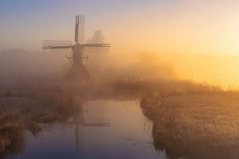 Mühle De Wicher im Morgennebel - Besinnung und Stille von KB Design & Photography (Karen Brouwer)