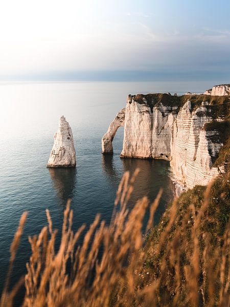 Küste von Etretat in der Normandie von Visuals by Justin