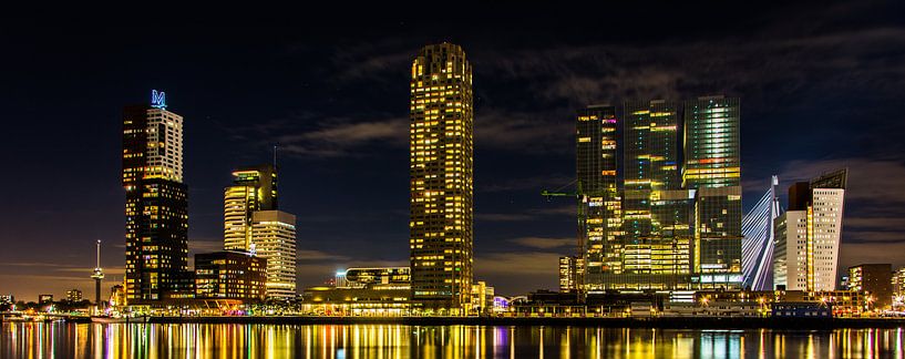 Kop van Zuid bij nacht panorama kleur par ABPhotography