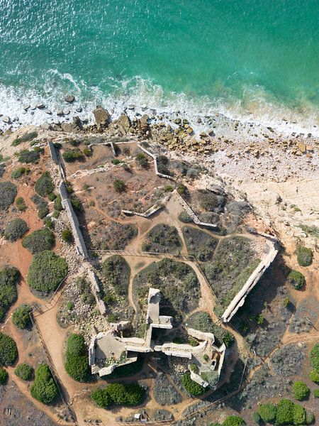 Ruines du Forte de Almádena en Algarve, vestiges d'autres temps par David Gorlitz