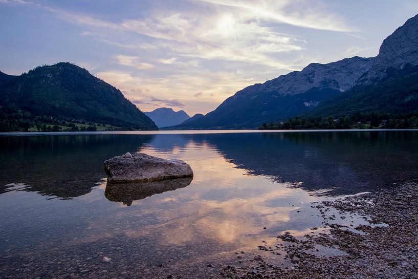 Sonnenuntergang am Grundlsee von Martin Smit