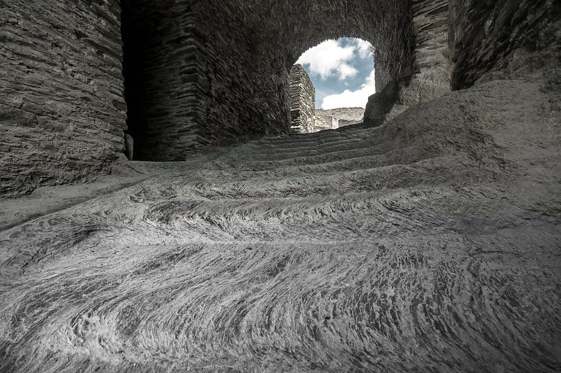 Schloss La Roche en Ardenne II von Bert-Jan de Wagenaar