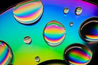 Gouttes d'eau colorées