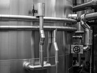 Graue Lagertanks Teil II