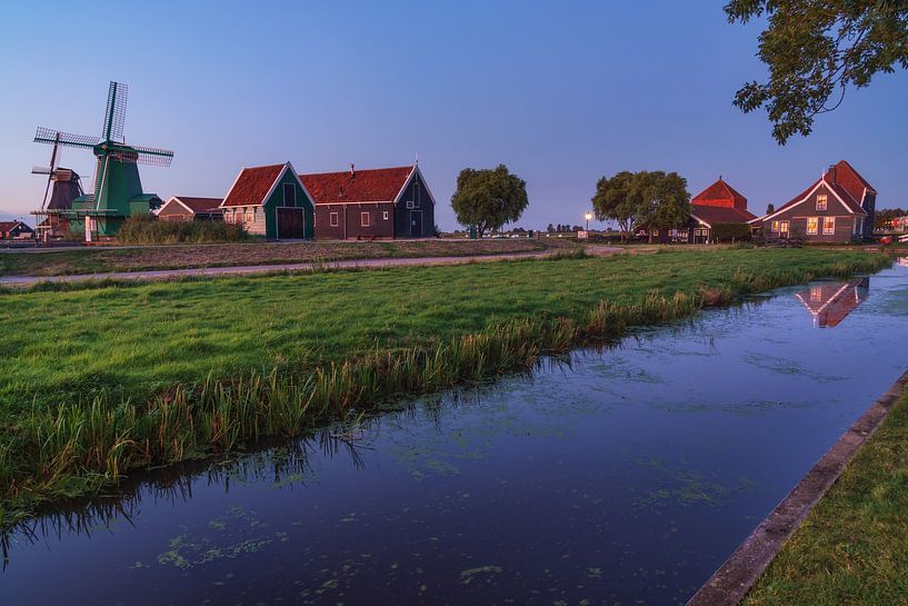 An early morning at the Zaanse Schans by Anges van der Logt