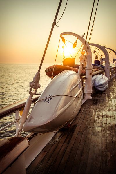 Good morning by Hannes Cmarits