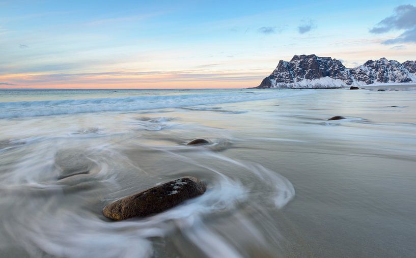 Utakleiv Strand auf den Lofoten- Archipel in Norwegen von Sjoerd van der Wal Fotografie