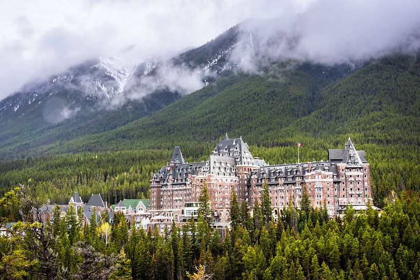 Banff Springs Hotel, Schloss in den kanadischen Rocky Mountains von Rietje Bulthuis