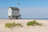 Drenkelingenhuisje op het Noordzeestrand van Terschelling