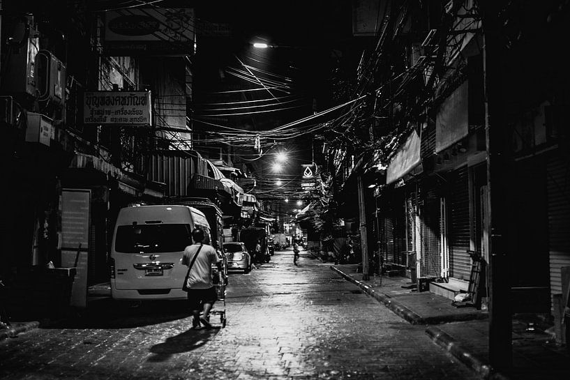 La rue à Bangkok en noir et blanc par Bart van Lier